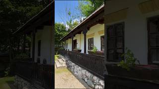 Spectaculos muzeu al satului în fața castelului lui Dracula Bran, Transilvania, România #romania