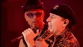 Scorpions - Rock You Like A Hurricane (Acoustica 2001) HD