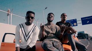 Kojo Manuel - Akpa Show feat. Shaker & Kojo-Cue [Official Video]