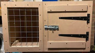 Dog crate for working dogs