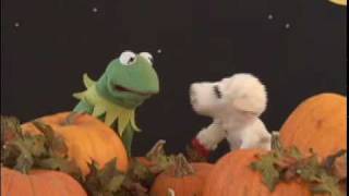 It's the Great Pumpkin, Kermit the Frog!