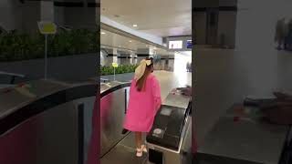 How to ride a monorail in Dubai🇦🇪🥰😍Follow for more videos#dubai #blogger#shorts #share