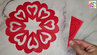 Flor con corazones en papel - Decoraciones para el día de San Valentín fácil