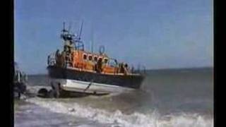 1995 Aldeburgh Carnival, egg race and Lifeboat launch