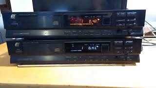 Same CD Players model (Sansui CD-X301i) with different VFD display color