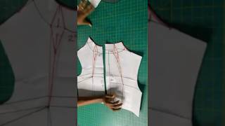 HOW TO MAKE A BUILT UP NECKLINE WITH DARTS #shorts