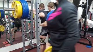 Squat 440 lbs 18 yo