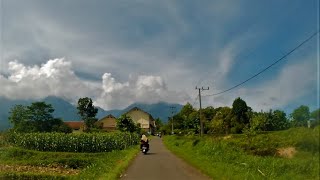 Kecapi Suling Sunda Suasana Pedesaan,Desa Mekarjaya Kecamatan Banjaran kab Bandung Jawa Barat.