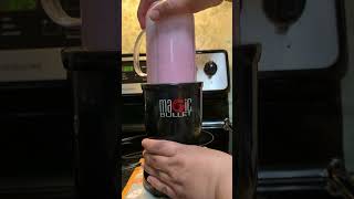 Easy to make STRAWBERRY MILKSHAKE #shorts #viral #trending #youtubeshorts #milkshake