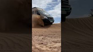 Sprinter 4x4 in der Düne festgefahren #shorts #sahara #desert #sprinter4x4