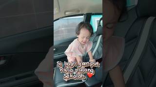 SI BAYI JEMPUT KK RIVIA PULANG SEKOLAH! 😍❤️ #viralvideo #shorts