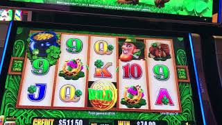 Slot Machine Big Hits/Bonus Play Action