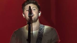 [4K] Niall Horan - Drag Me Down (Flicker World Tour 2018 Barcelona)