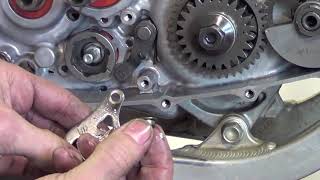 Honda CRF450 Clutch, Kick Starter and Gear Shift Dis Assemble / Re Assemble - Parts in Description