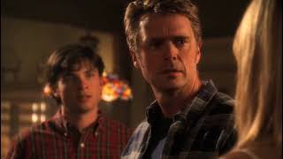 Smallville 3x22 - Kara kills an FBI agent