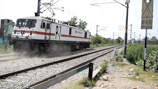 बहुत दिनों बाद देखी अपनी पसंददीदा Trains , Jabardast Train action of Jammu Tawi 🔥🔥