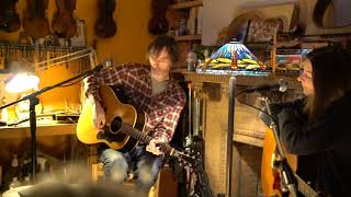 Sean Staples w/ Lisa Bastoni - "Ain't Got Nothin" [LIVE at Stubblebine Luthier Shop]