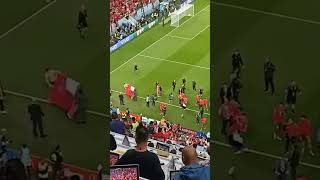 ‏🎥 بوفال يصطحب والدته من المدرجات ويحتفل بتأهل المغرب 🇲🇦🔥🔥