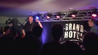 Marcus Wiebusch & Thees Uhlmann : 48 Stunden - Beach Motel van Cleef  11.02.17