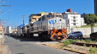 Perseguindo o trem se celulose vazio pela cidade de Itaúna MG