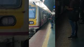 Mumbai Local Train | Mumbai Ki Jaan | Mumbai Local #mumbai #mumbailocal #mumbailocaltrain