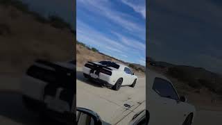 LOUD 🔊 RT HEMI DOING A PULL ON THE FREEWAY