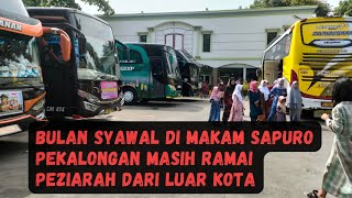 Setelah Lebaran masih rame peziarah.