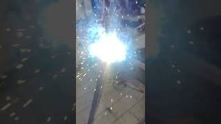 why welding road is not working right? #ironwork #welding #carpentry #foryou #ironworkermachine