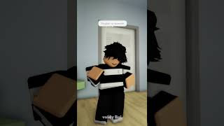 English or Spanish || the boy caught the lady thief 😱 #roblox #shorts