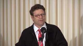 Sean Astin thanks me at National Press Club Oct 27 2014