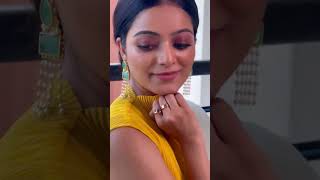 Feeling Yellow | Janani Official