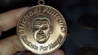 MICHAEL FINLEY'S 🪣 BUCKETS FOR HUNGER MEDALS 🏅 AUCTION FIND MANY YEARS AGO 🏅 👍 👌 😃