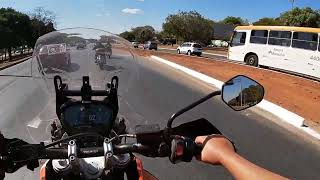 Passeio de Tiger 800 por dentro de Brasília