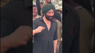 गदर 2 मूवी शूटिंग इंदौर फिजिकल अकैडमी #viral #shootingvideo #sunnydeol