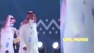 مزاد نادي الصقور السعودي شاهين فرخ