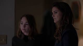 Elizabeth & Paige, reversed scene - The Americans S06E02