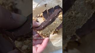 Healthy peanut butter & oats snack bars - perfect for afternoon snack - recipe in description