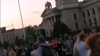 Protest ispred Skupštine