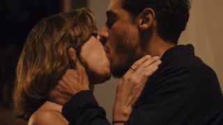 Aubrey Plaza Kissing Scene