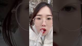 Ice ASMR frozen freezer eating#iceasmr #icebites #asmreating