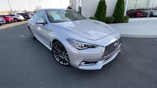 2017 INFINITI Q60 Red Sport 400 RWD Introduction (U5905)