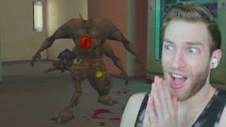 THIS ALIEN IS WEIRD!! First Time Playing Half Life Opposing Force!