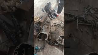 tahu oil kW apa asli haed dan krus as sampe jdi jelly oil nya Honda PCX 160