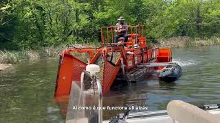 How Does the "Aquamarine" Aquatic Weed Harvester Work?