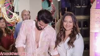 Sonakshi Sinha embarrassed her husband Zaheer Iqbal Holding his hand in front of media ##bollywood