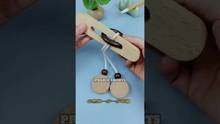 आखिर कैसे निकलेगी ये रिंग 🤔~mini wood toy-wood working art skill wood#shorts#viral