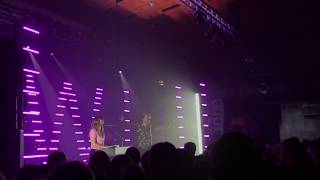 Oh Wonder - Lose It (Live at 'Ultralife' World Tour - Glasgow)