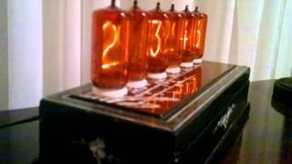 Electronic Clock with 6 digits Nixie Z566M tube.mp4