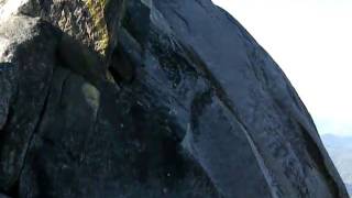 Sequoia NP, Climbing the steps to the top of the rock