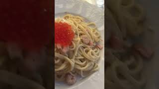 Spaghetti 🍝 with shrimps & 🦀#food #foodie #foodlover #youtubeshorts #spaghetti